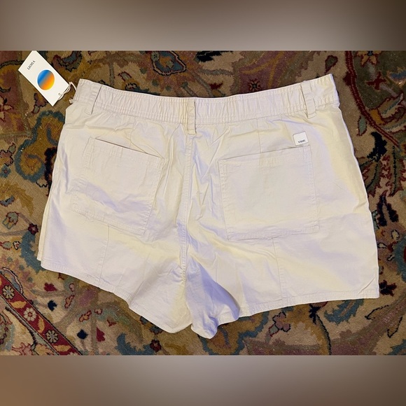 NWT Women's Vuori Vintage Ripstop Utility Shorts NWT - Picture 7 of 10